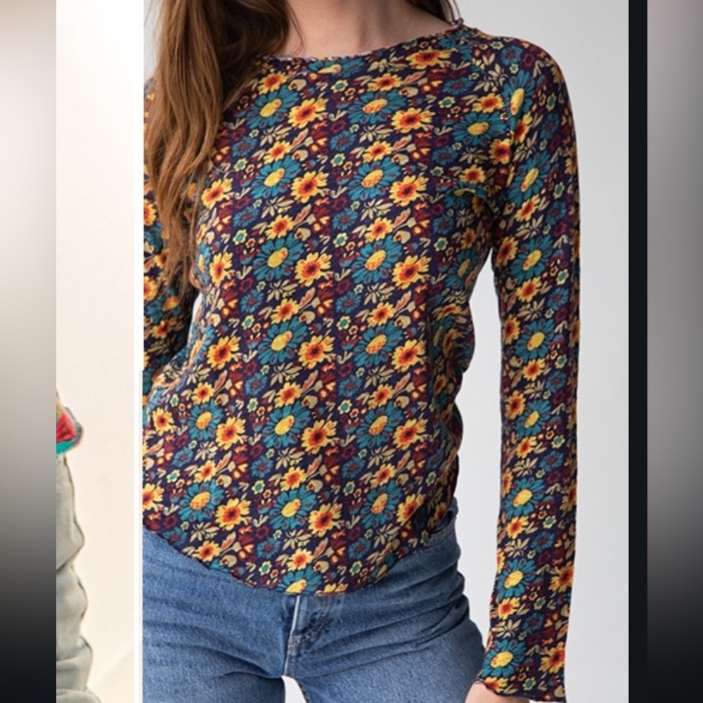 The natural life flower top - medium